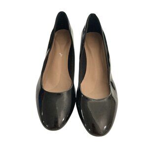 M&S Insolia women's size 6.5W Wide Black Patent Leather Heel Pumps  shoes